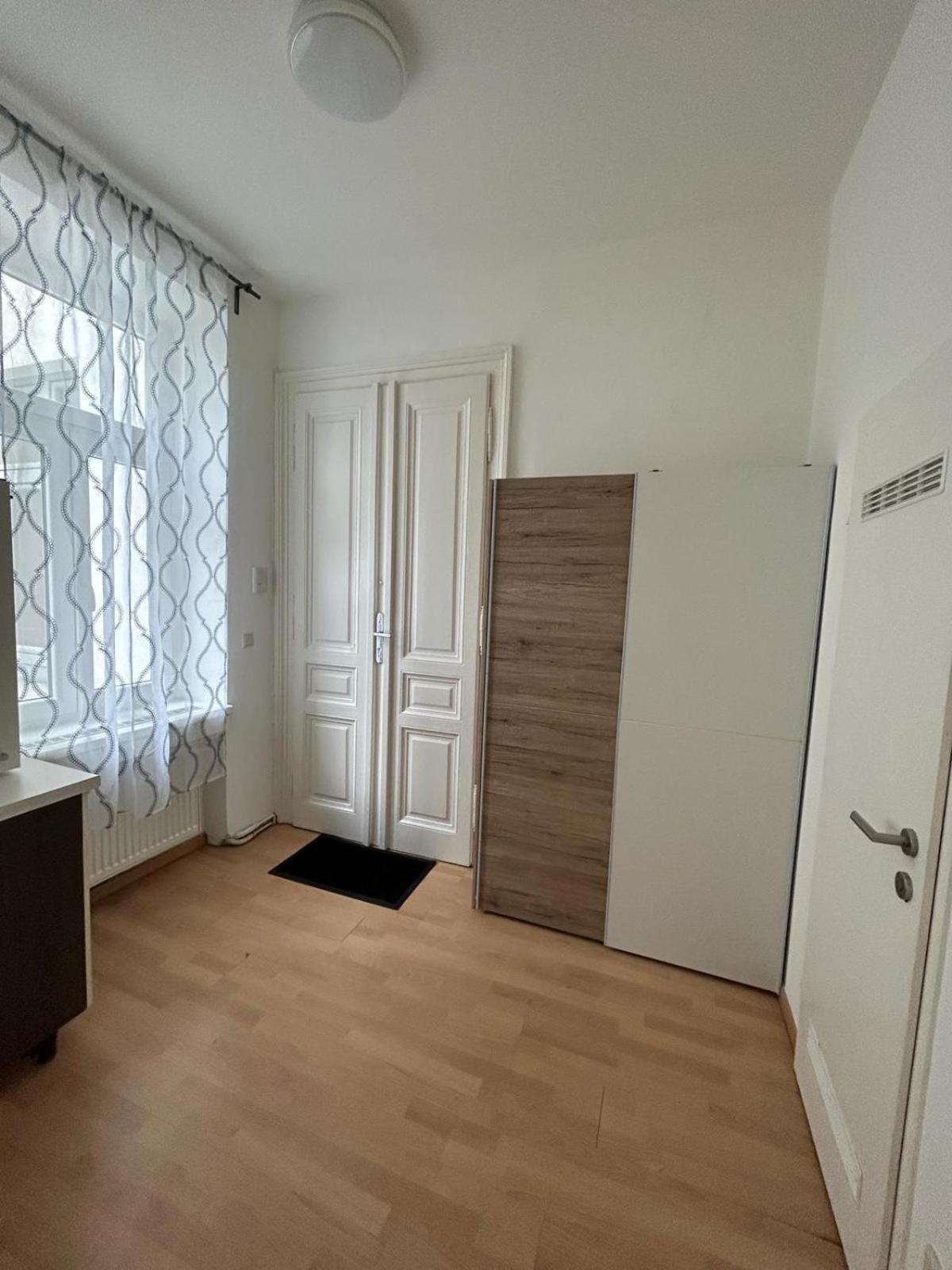 City Elegance Central Gem With Free Parking And Fast Internet 250 Mbits Відень Екстер'єр фото